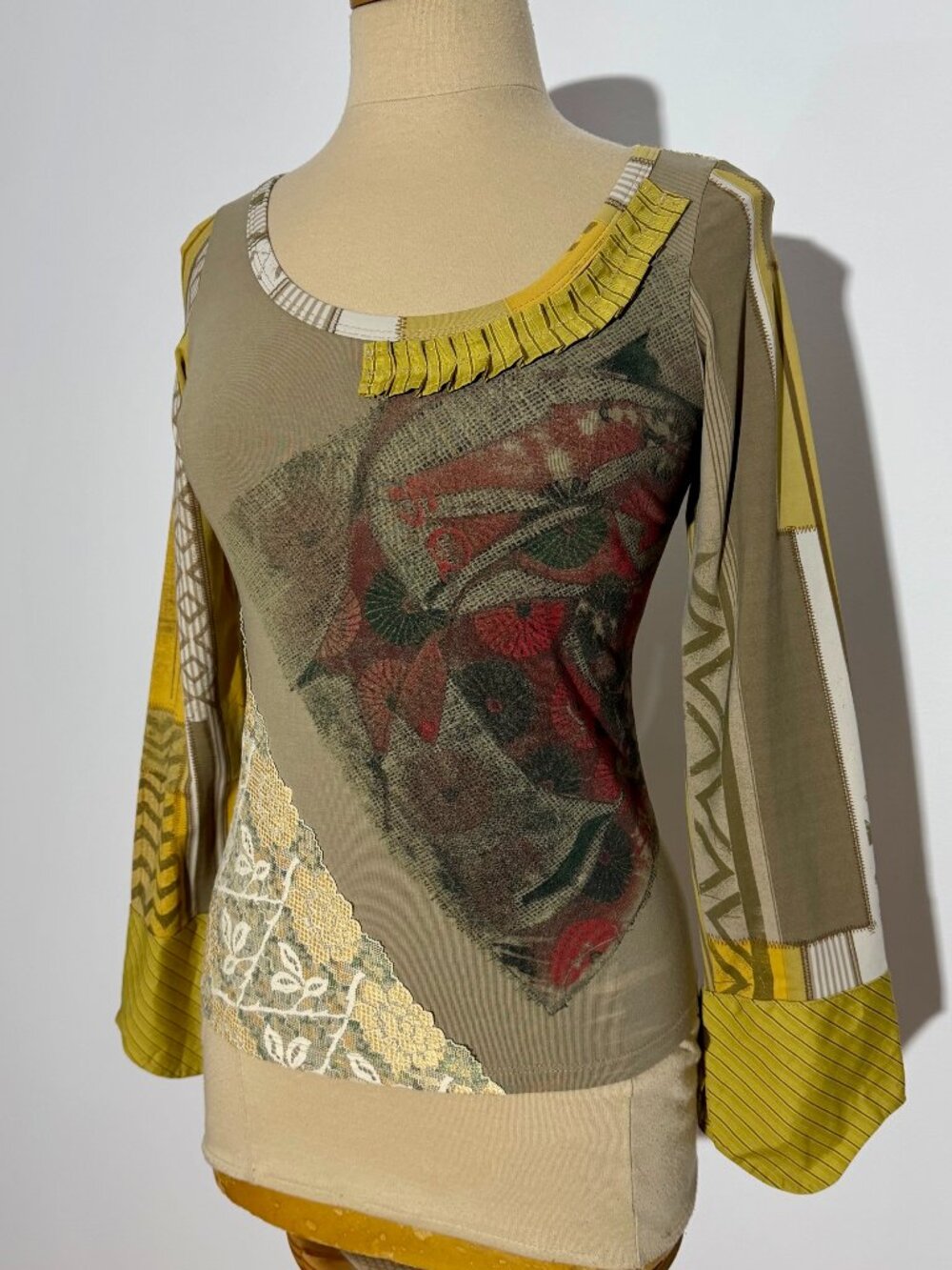 Save The Queen Y2K Patchwork Graphic Print Lace Long Sleeve Top